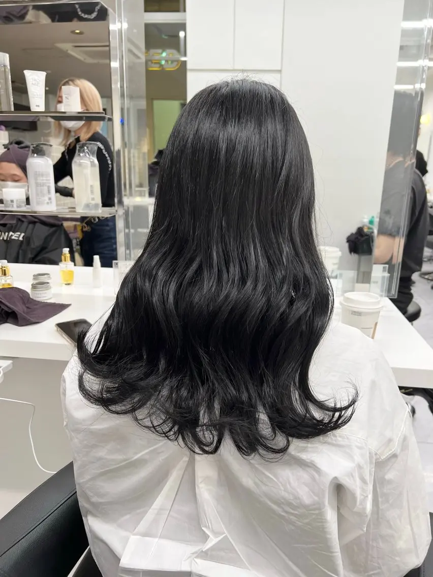 ロング カラー パーマ ヘアアレンジ メンズ キッズ 上品＆韓国風 🥀海心🥀のヘアスタイル