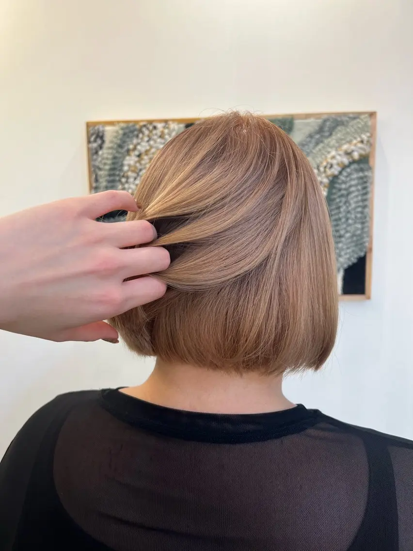 【デザインも可能🙆‍♀️】ケアブリーチ＋カラーの写真