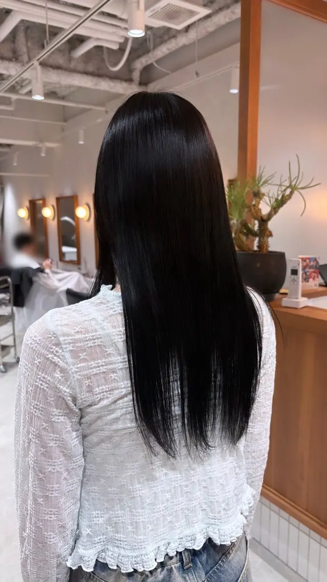 ロング SANO YUIのヘアスタイル