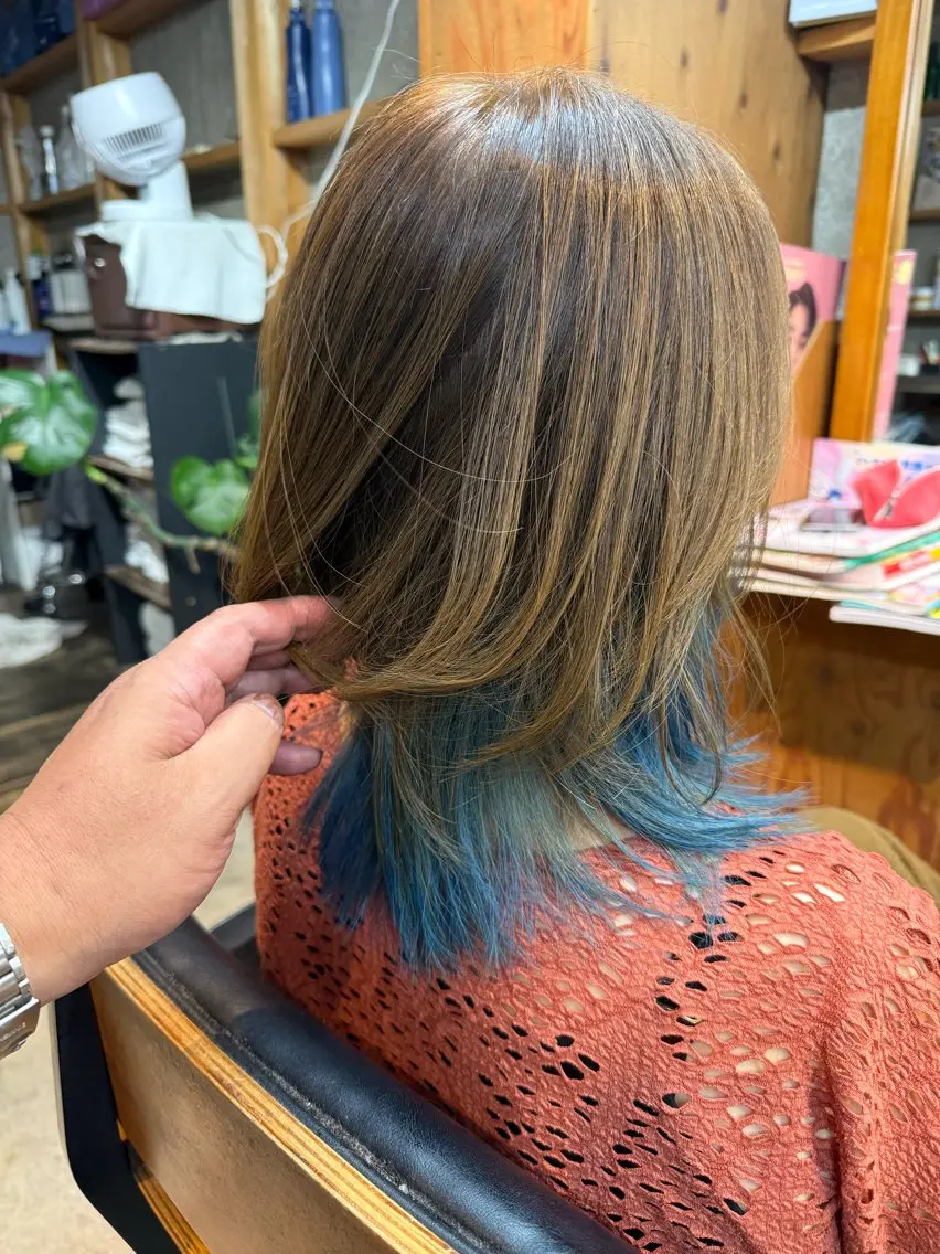 カラー インナーカラー カット ヘアカラー Okazaki Tatsuyaのヘアスタイル