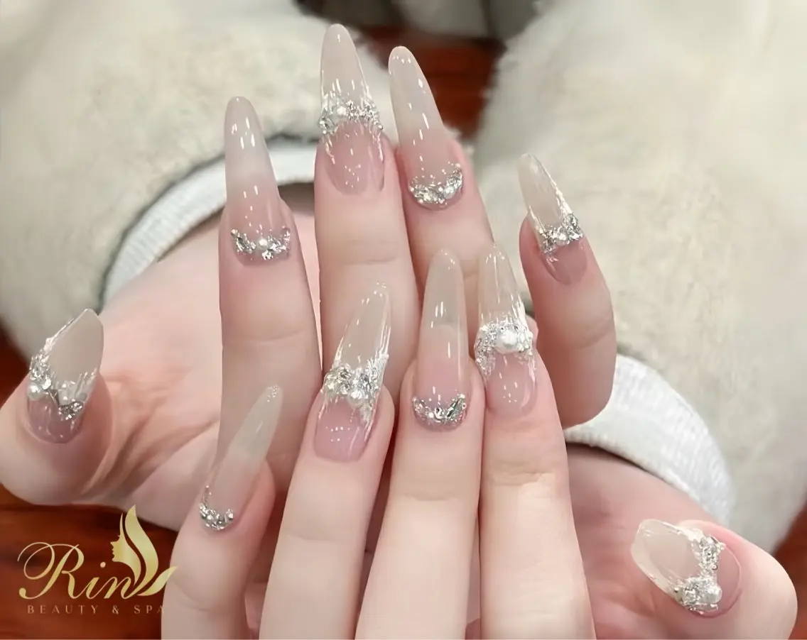 ネイル アートネイル フレンチネイル ジェルネイル 韓国ネイル ミラーネイル Rin Nail 新大久保店のネイルデザイン