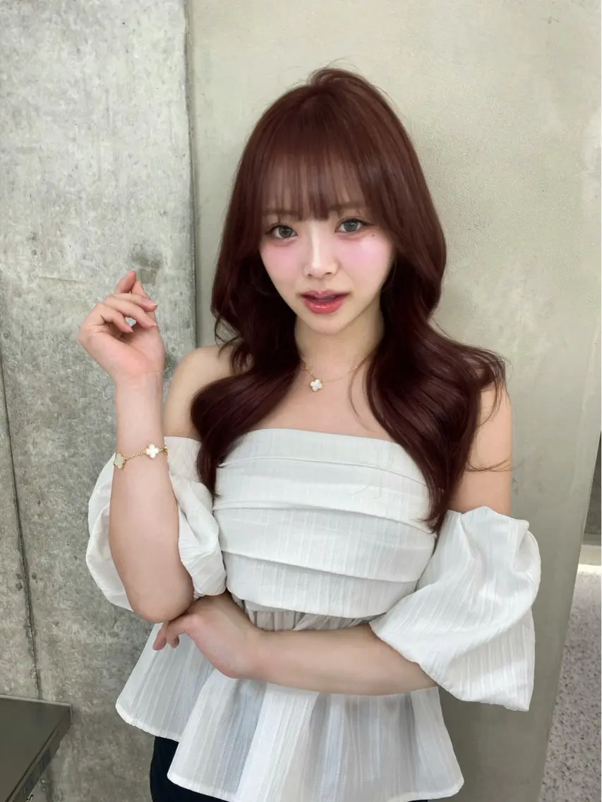 セミロング くびれヘア レイヤーカット カット ヘアカラー トリートメント ヘアセット 韓国レイヤー　韓国 ボブ 👑二響のヘアスタイル