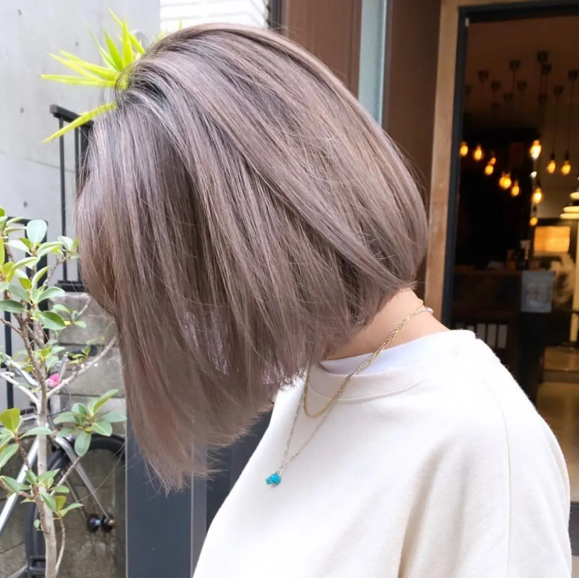 ミディアム ボブ 深沢 秀のヘアスタイル