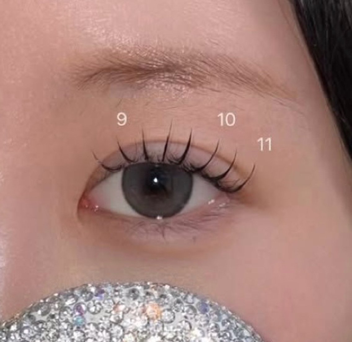 オフ無し有りどちらでも可 LED✨フラットラッシュ100本の写真