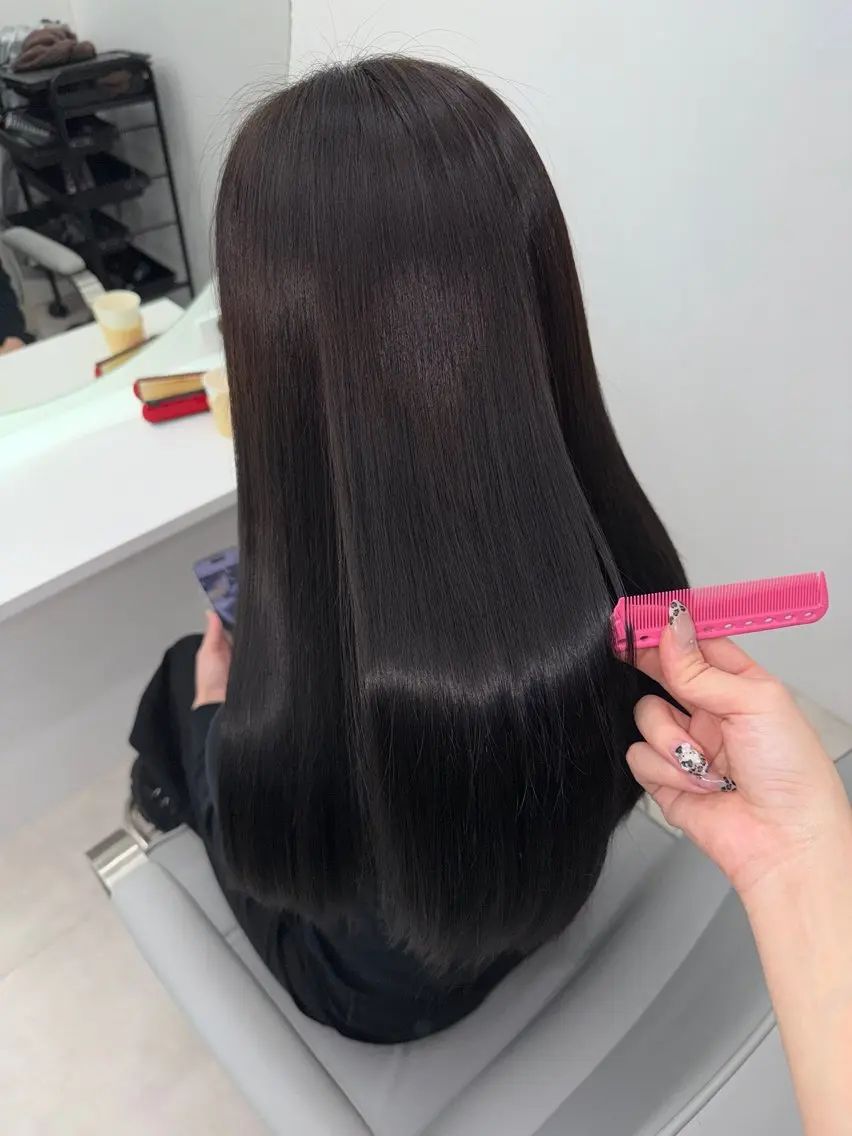 アディクシーカラー+カット+3STEPトリートメントの写真