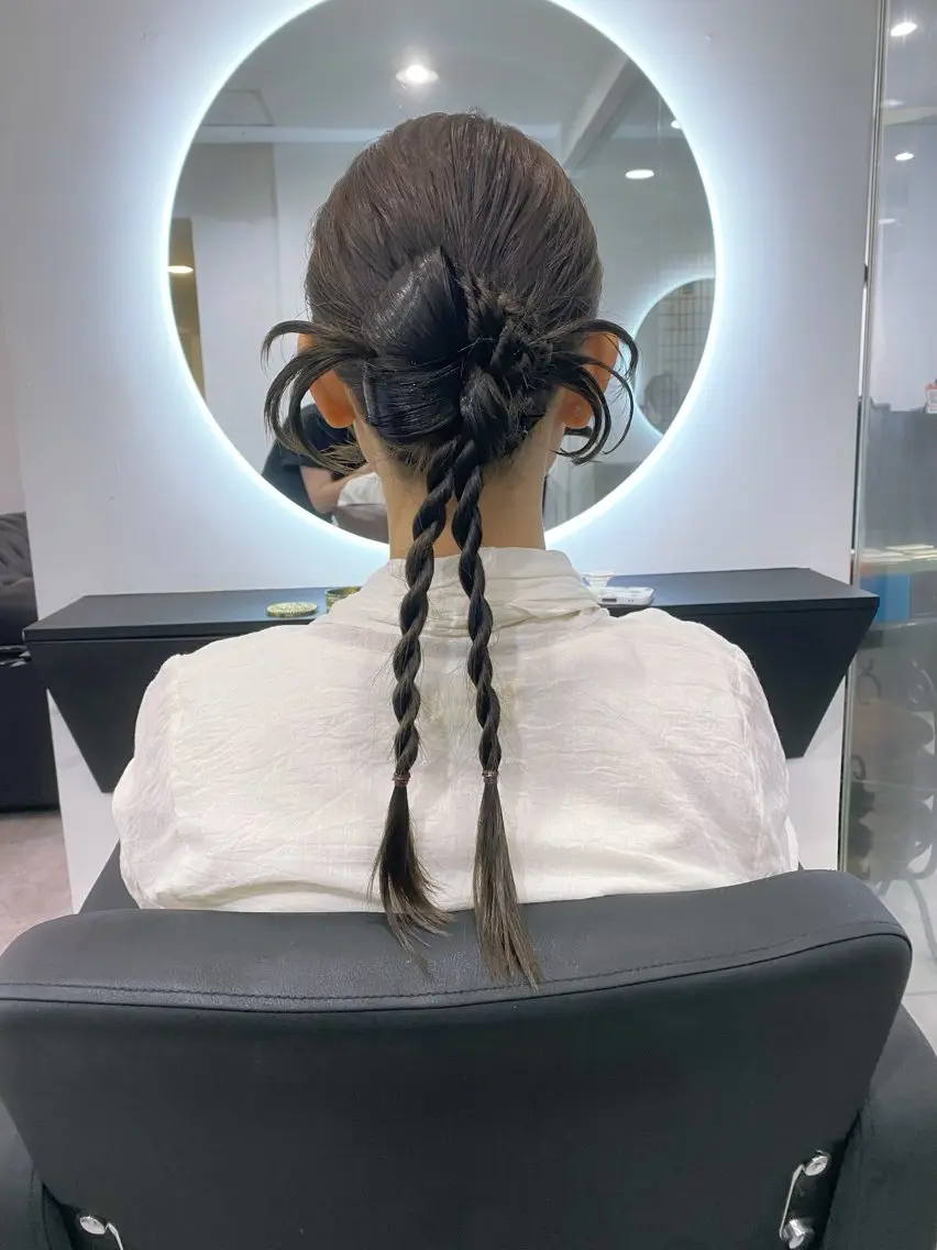 ヘアアレンジ 友田 千栄のヘアスタイル