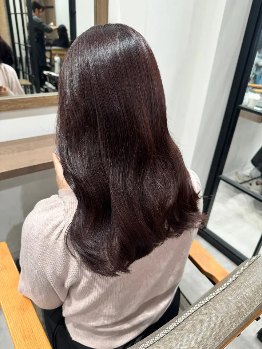 ミディアム ピンクラベンダー カット ヘアカラー トリートメント 難波 茜のヘアスタイル