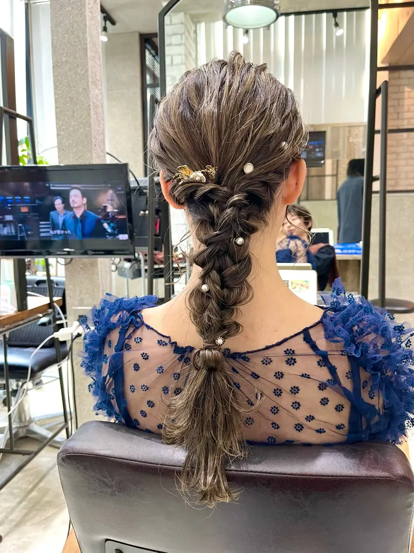 ロング ヘアアレンジ ヘアセット 🌈外国風ハイライト こうたろうのヘアスタイル