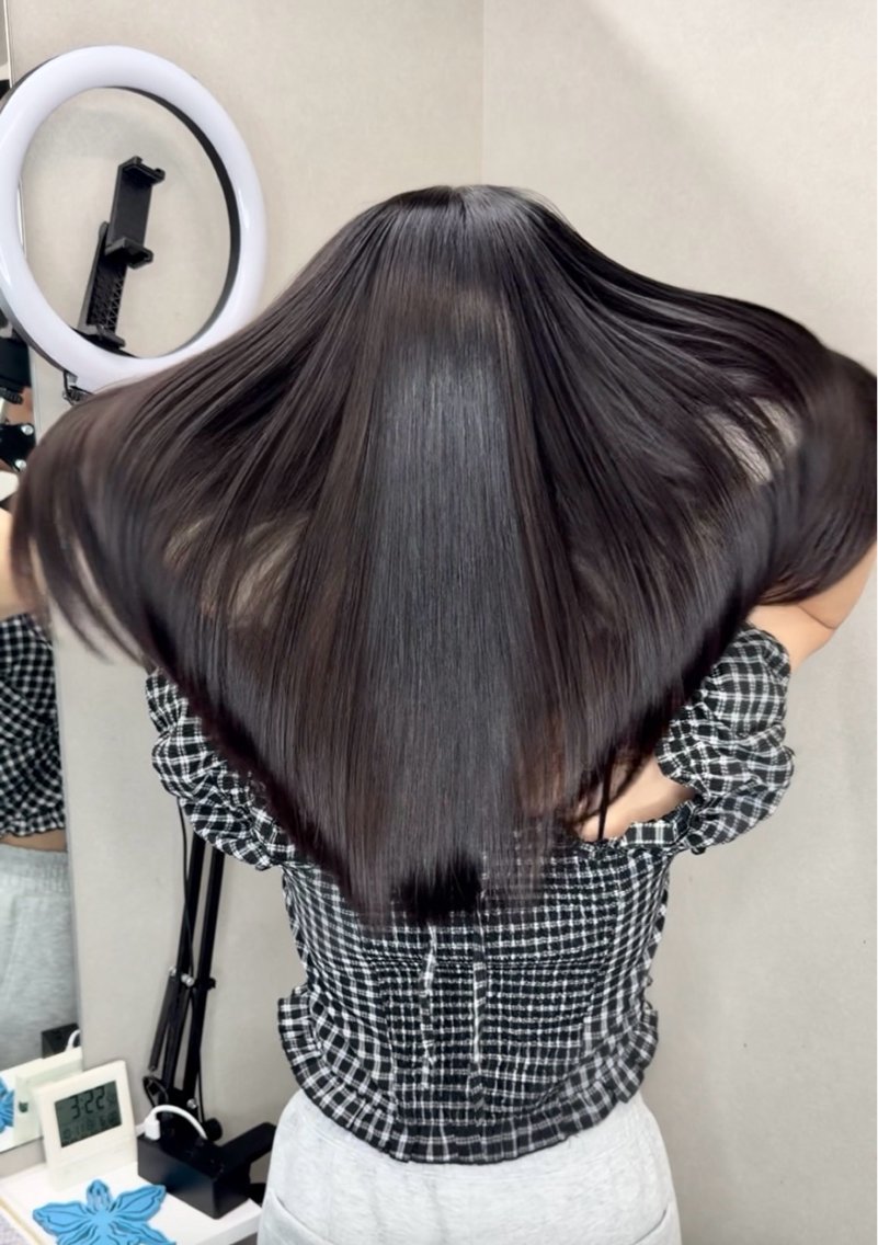 セミロング カラー 透明感カラー 髪質改善 カット ヘアカラー トリートメント 今井 勝也のヘアスタイル