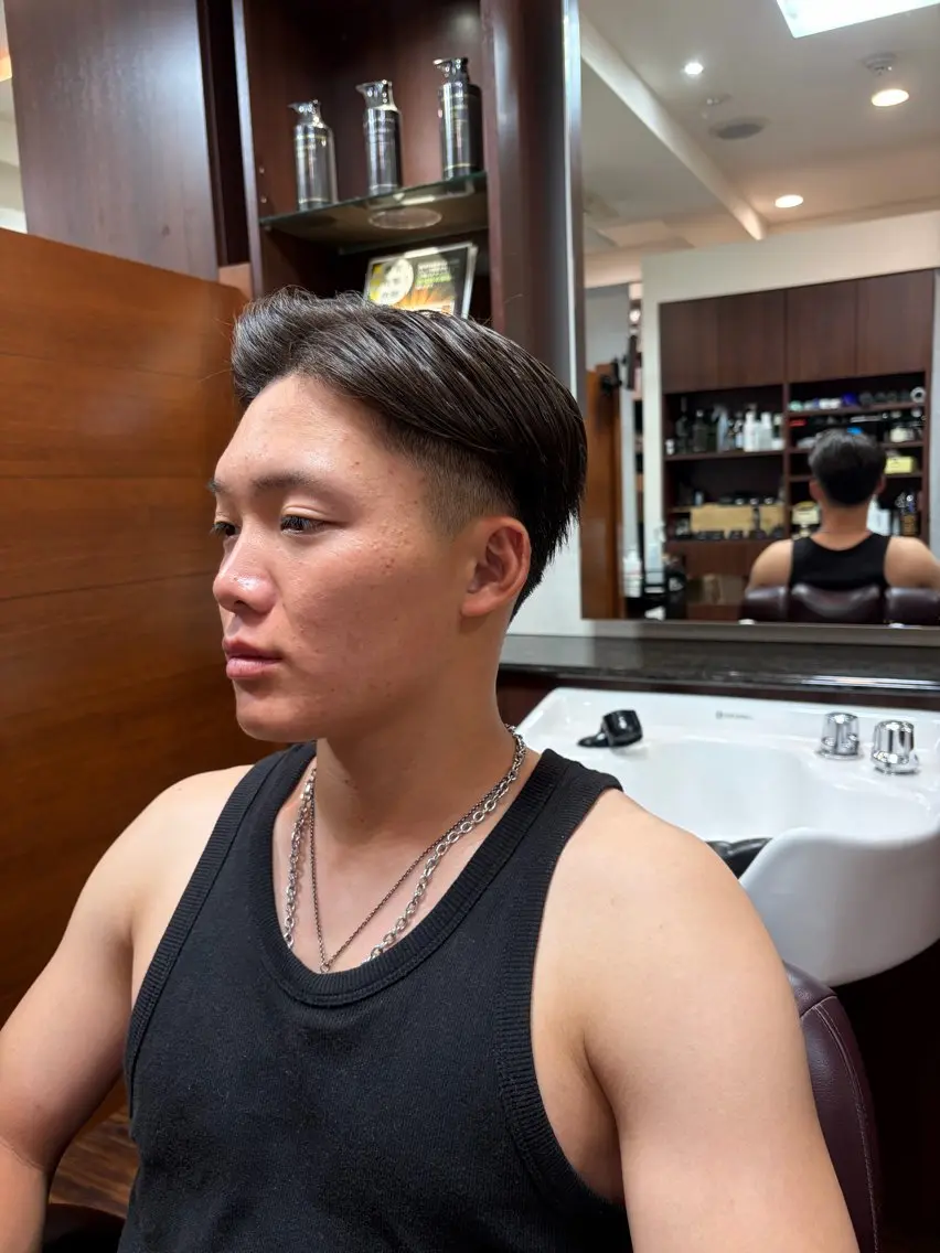 ショート メンズ 加藤 啓吾のヘアスタイル