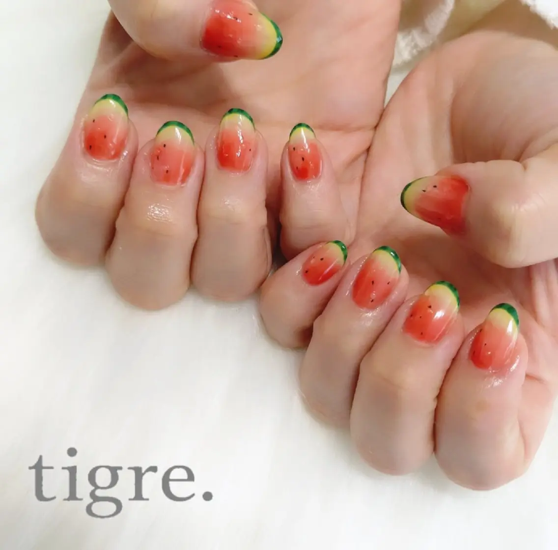 ネイル ハンドネイル tigre .のネイルデザイン