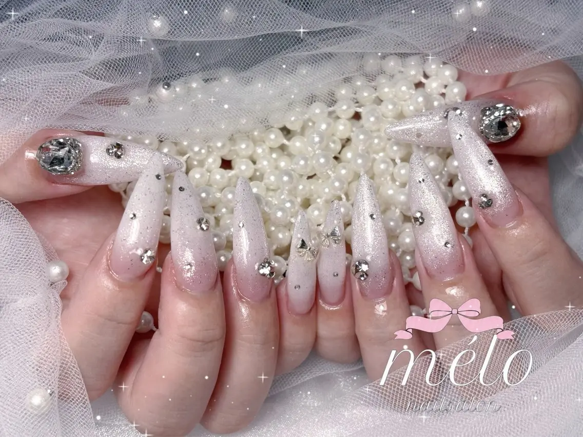 ネイル ハンドネイル Nailsalon mélo ももか🩷のネイルデザイン