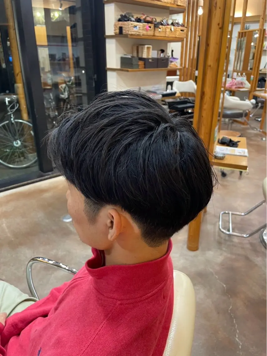メンズ シミズ チハルのヘアスタイル