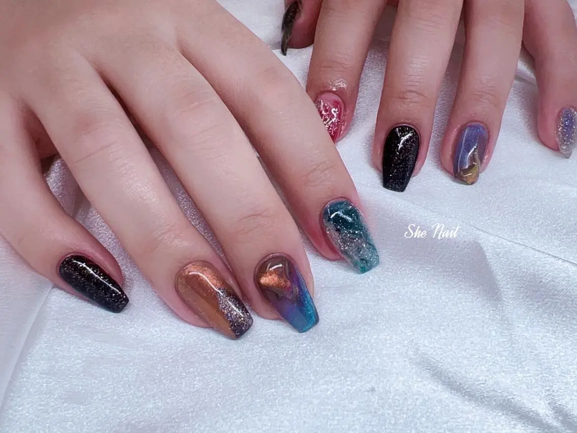 ネイル チークネイル 長さ出し 持ち込み ニュアンスネイル シンプルネイル ハンドネイル ISA_ BELLAのネイルデザイン