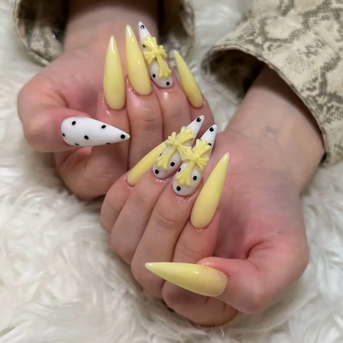 ネイル ハンドネイル Luna Gladeのネイルデザイン