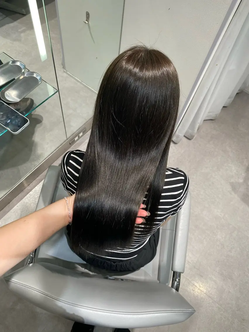 セミロング 川村 歩夏のヘアスタイル