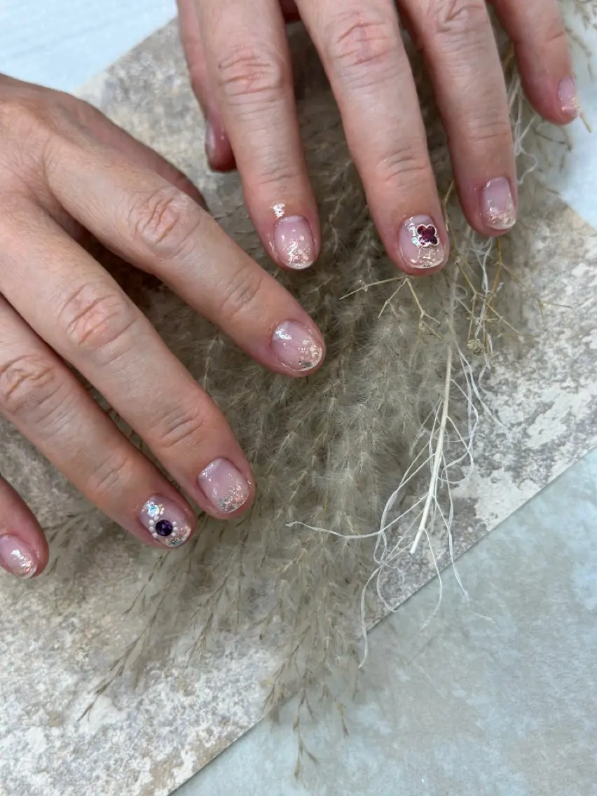 ネイル ハロウィン キラキラネイル ラメ(グリッター) nailsalon ∞ ﾐｶﾅﾙ ∞のネイルデザイン