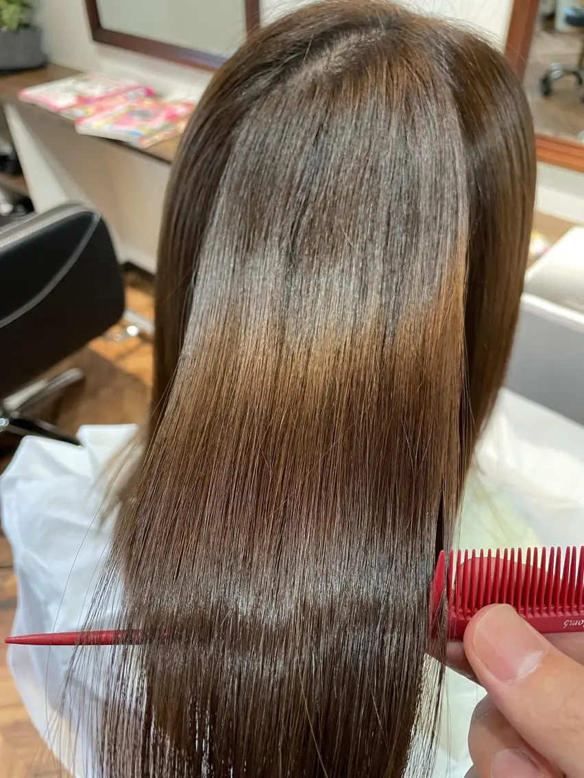 縮毛矯正とレイヤーカットの撮影モデル募集の写真