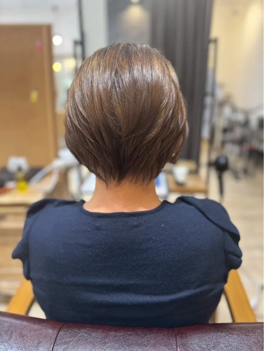 ミディアム ヘアカラー トリートメント ヘッドスパ 三輪 あおいのヘアスタイル