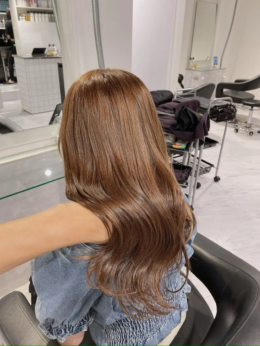 ミディアム カラー センターパート特化 井上健太のヘアスタイル