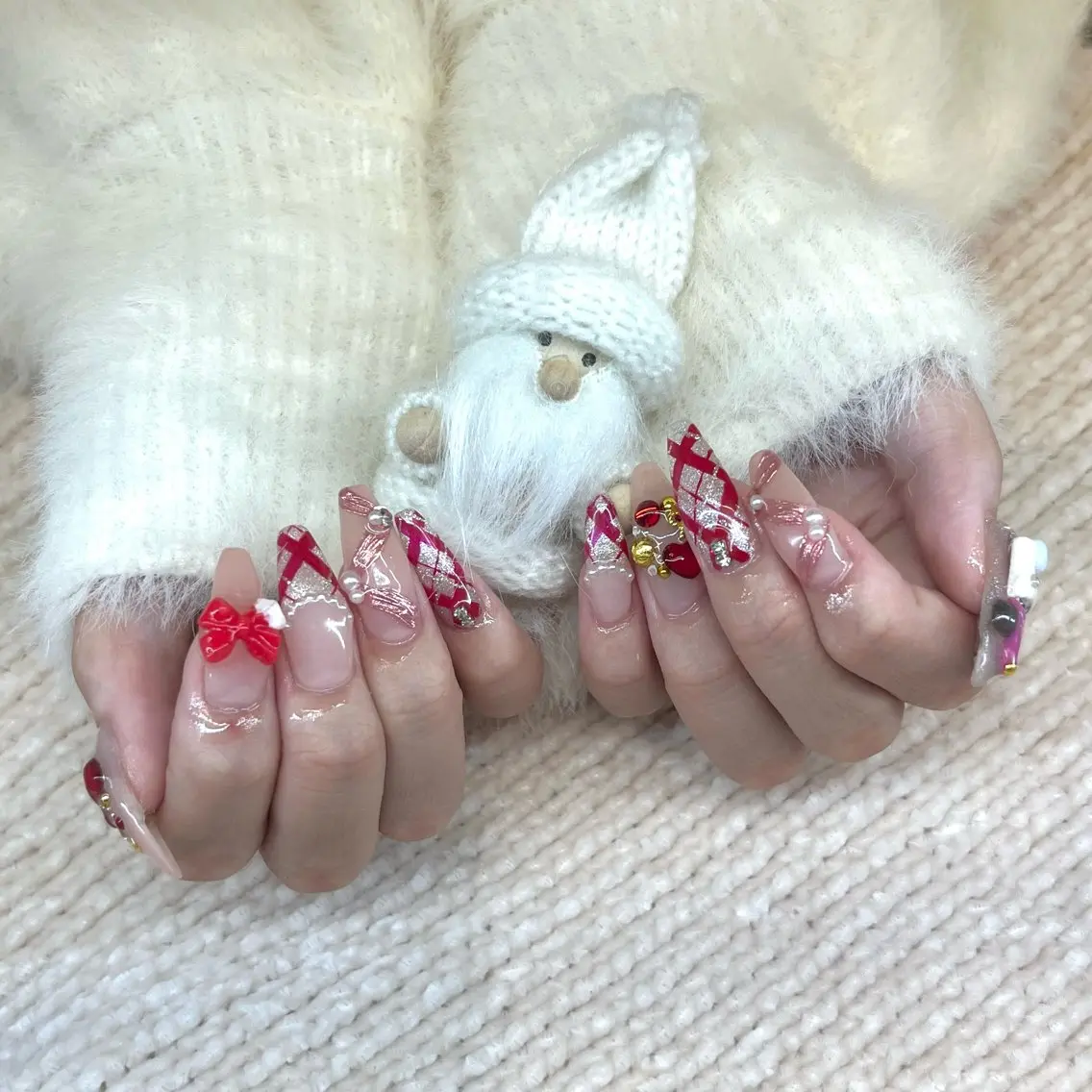 ネイル ミラーネイル ストーンネイル ハンドネイル MyurioNail みわこのネイルデザイン