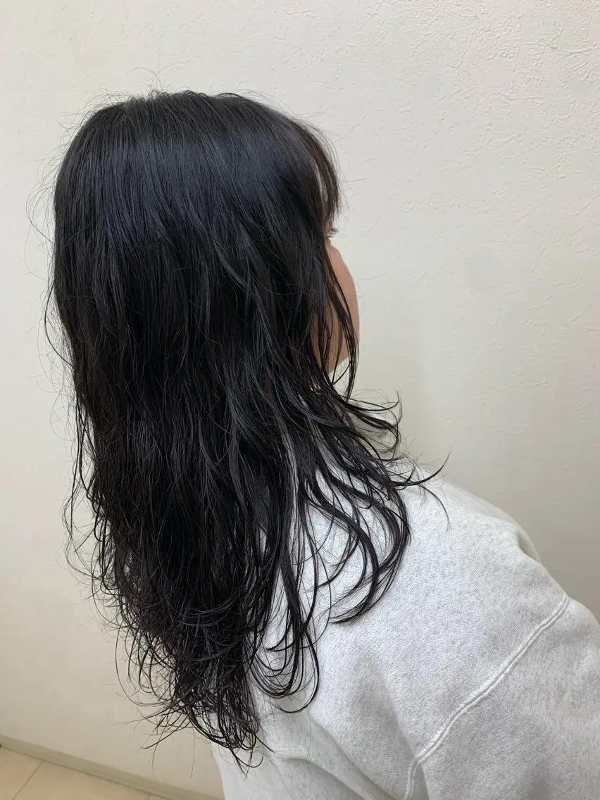 セミロング セミロングパーマ ウルフカット 岡本 幸法のヘアスタイル