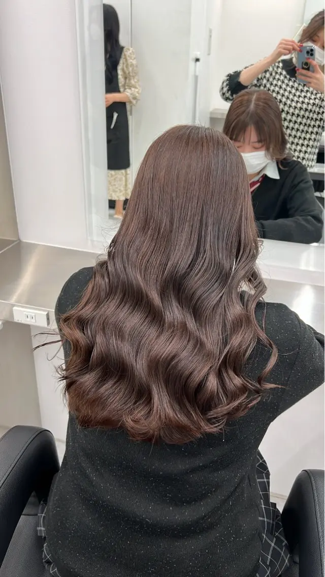 ロング ヘアカラー トリートメント ヘアセット 艶髪ハイトーンカラー 渋谷🎀ririkaのヘアスタイル