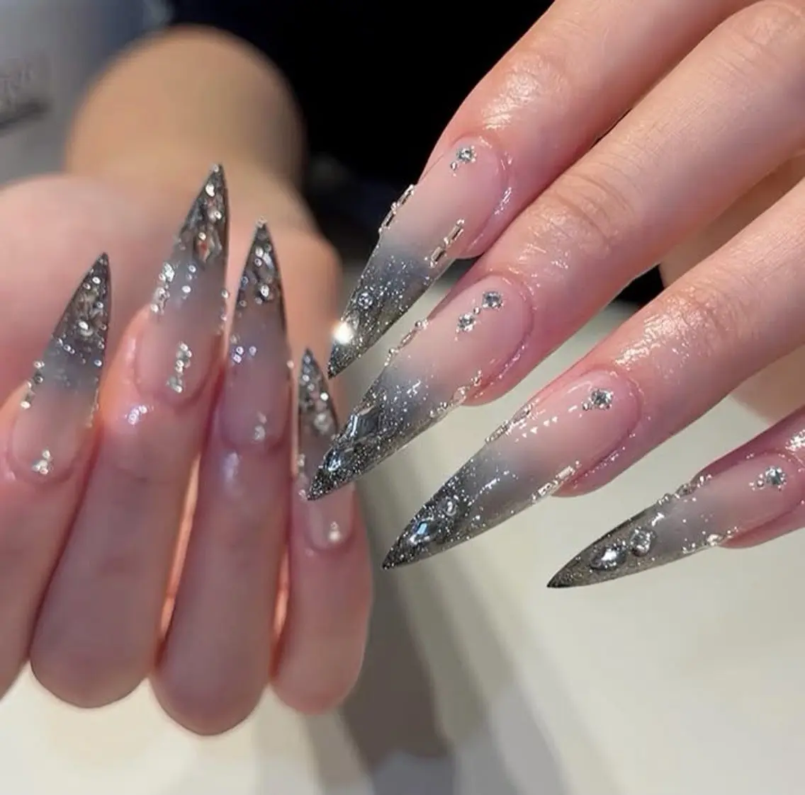 ネイル アートネイル 長さ出し フラッシュネイル ジェルネイル キラキラネイル kana nailのネイルデザイン