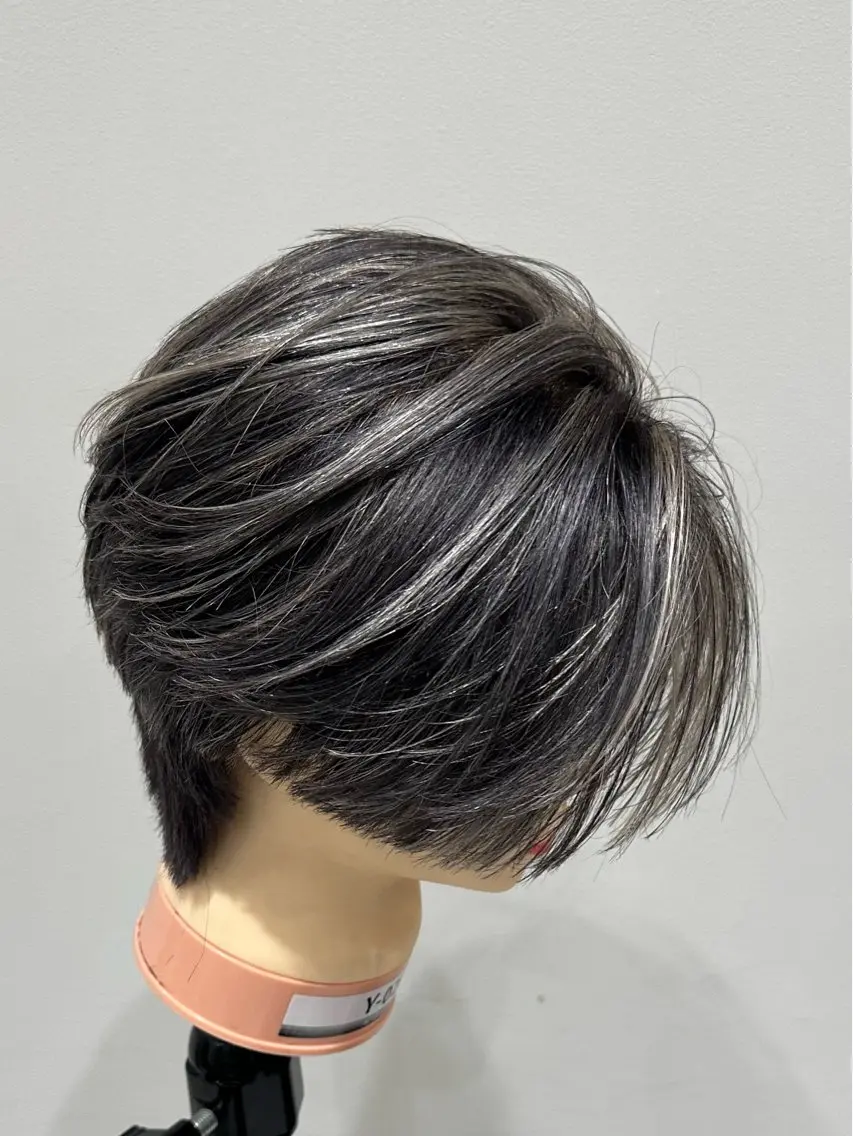 カラー メンズ メンズハイライト ハイライトカラー カット ヘアカラー メンズ縮毛矯正 /町田/木村悠月のヘアスタイル