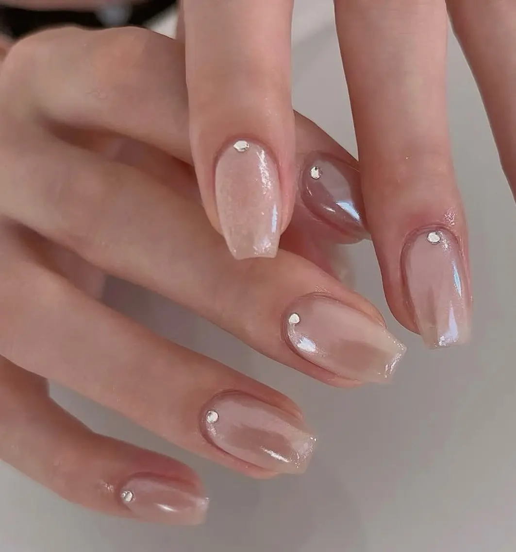 ネイル アートネイル フレンチネイル ジェルネイル ガラスフレンチ ハート Queeens nailのネイルデザイン