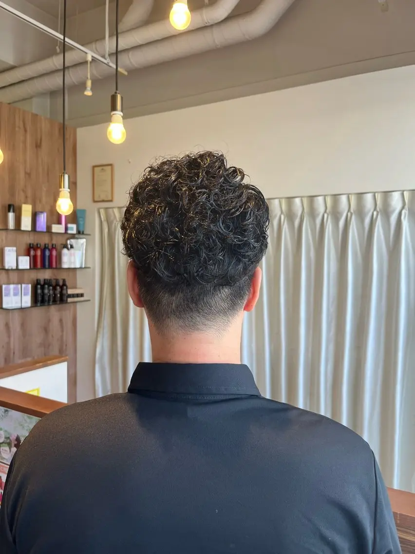パーマ メンズ 仲谷 直のヘアスタイル