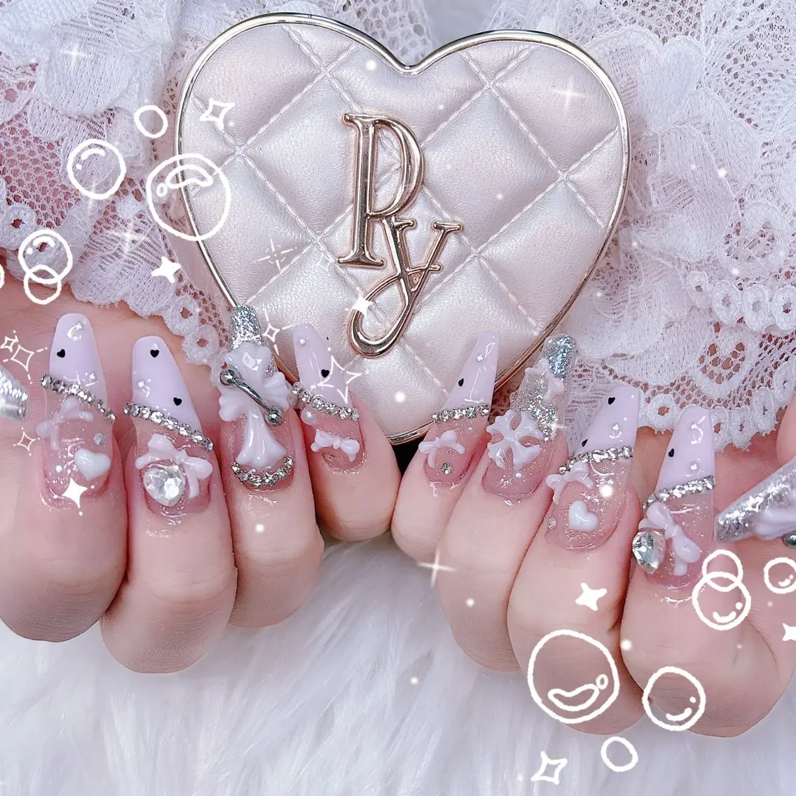 ネイル クリアネイル ロングネイル リボン ハンドネイル mini nailのネイルデザイン