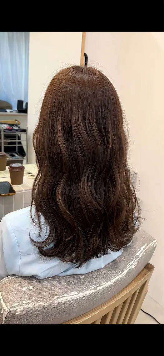 ロング カラー ヘアカラー トリートメント ツシマ ユウキのヘアスタイル