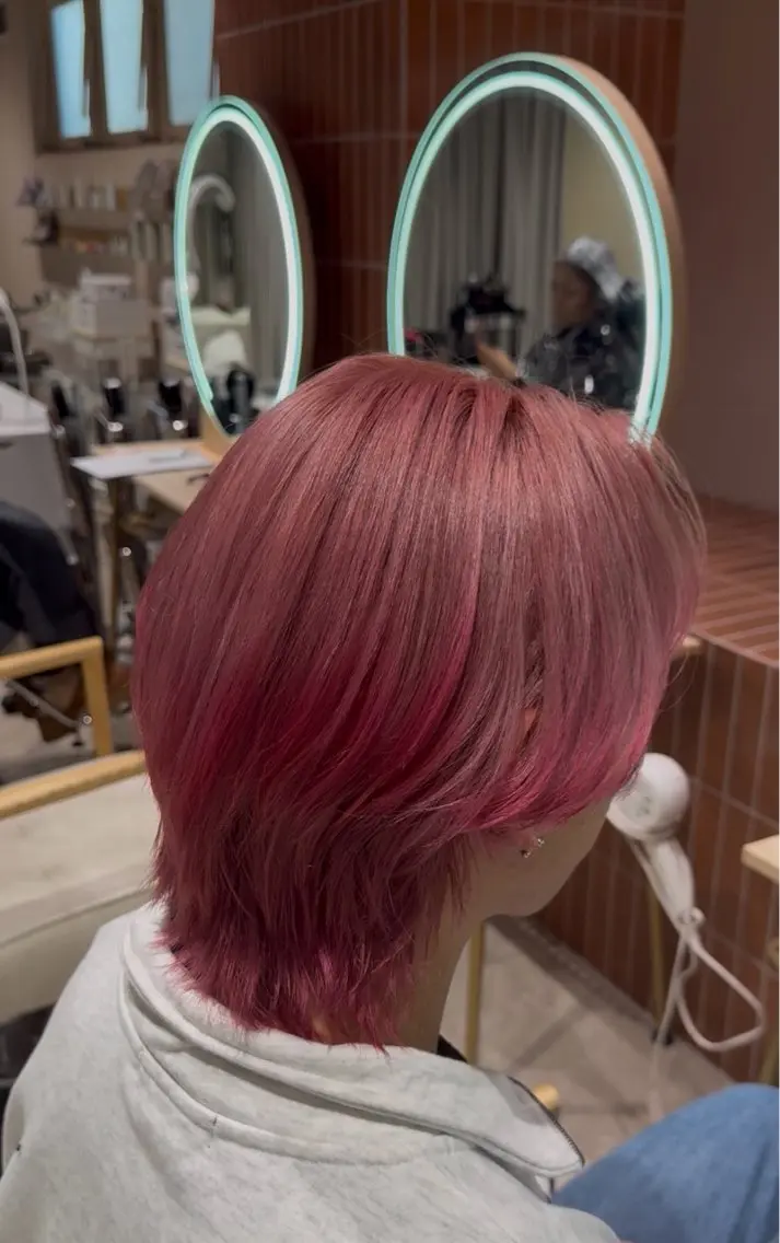 ミディアム ヘアカラー アキト🌙 メンズ特化🔥のヘアスタイル