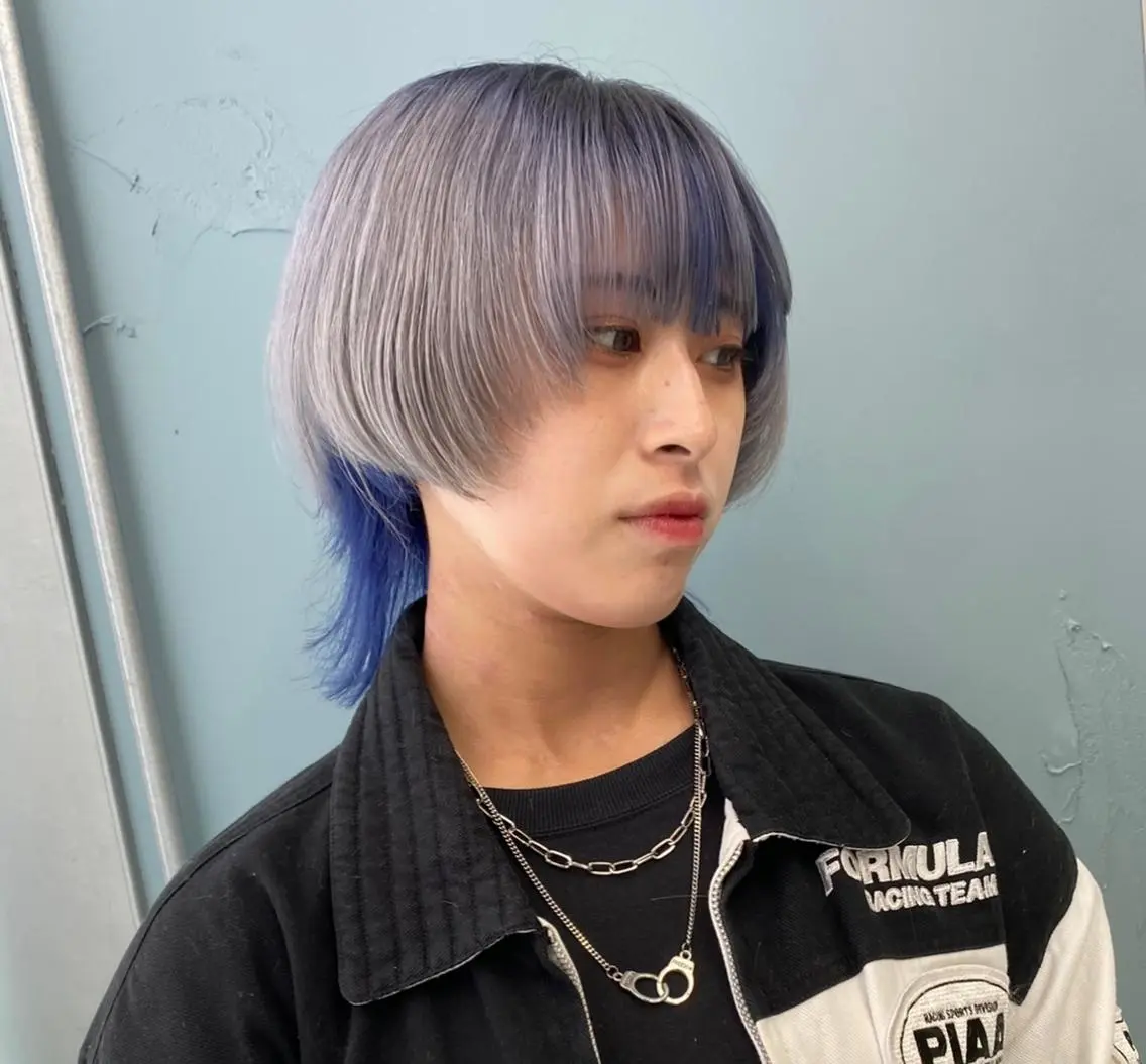 ショート カラー インナーカラー ウルフカット 横尾 歩のヘアスタイル