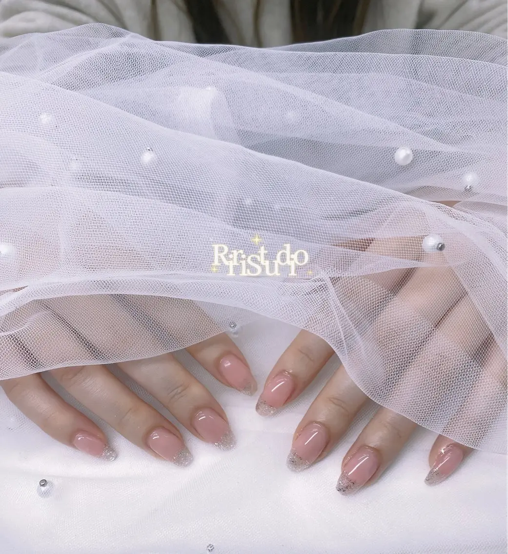 ネイル ラメ(グリッター) ラメグラデーション ハンドネイル R Nailのネイルデザイン