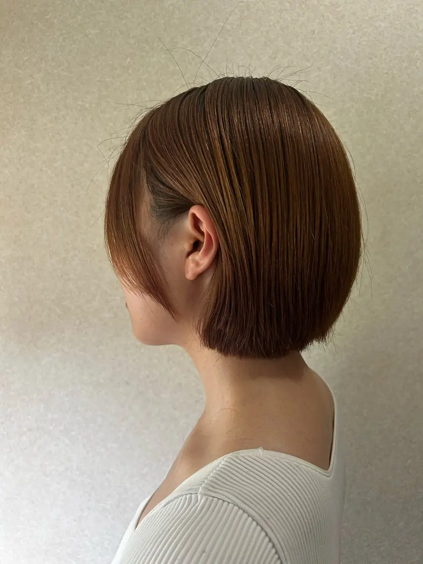ショート ヘアカラー ヴァンキャトル 山口裕真のヘアスタイル