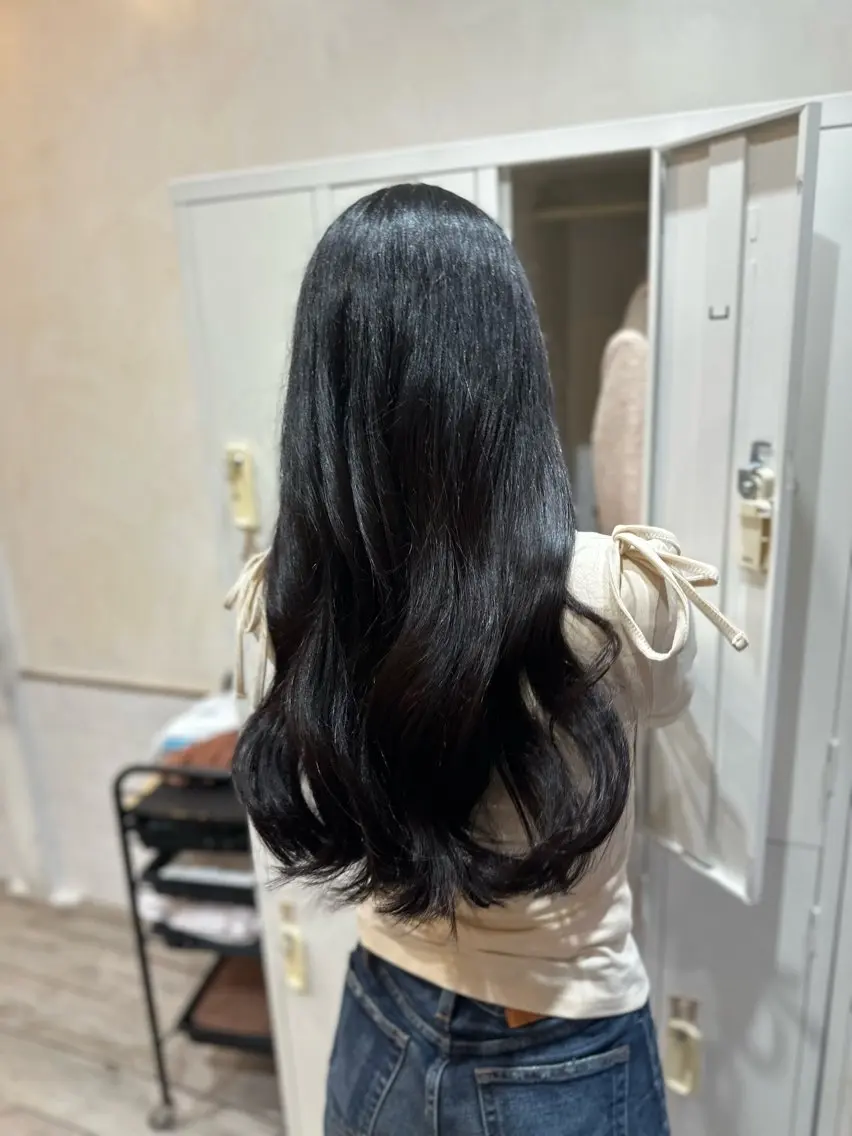 ロング ロング カット ヘアカラー 🧼ROMEO京橋店 岡﨑桃花🧼のヘアスタイル