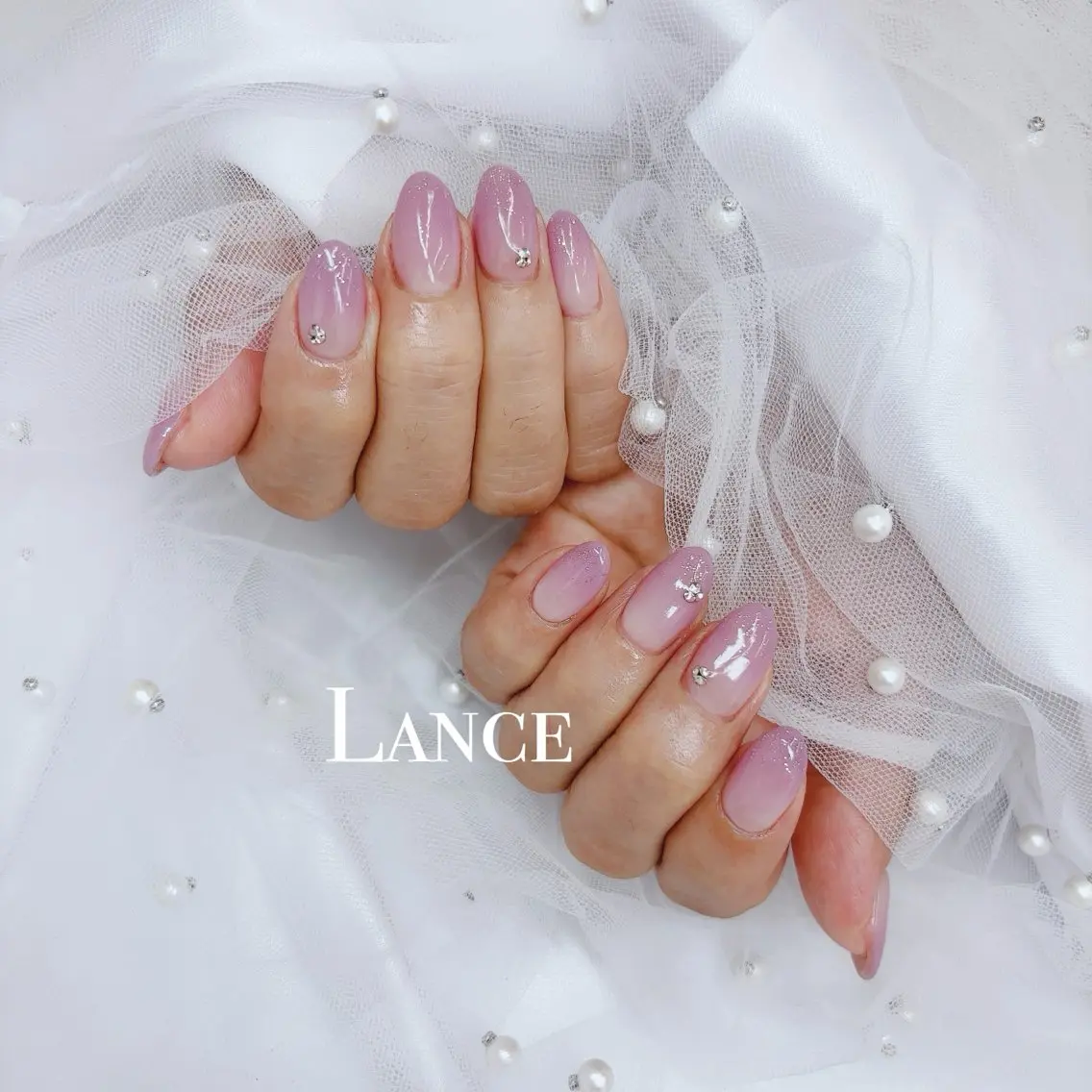 ネイル オーロラネイル フットネイル 氷ネイル・うるうるネイル キラキラネイル 韓国ネイル ハンドネイル Lance nailのネイルデザイン