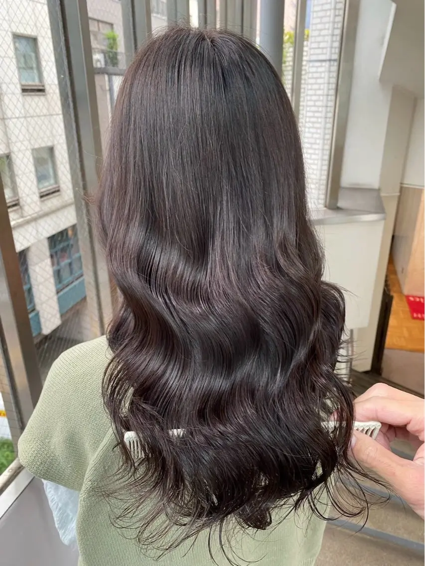 ミディアム ヘアカラー 平松 夏凜のヘアスタイル