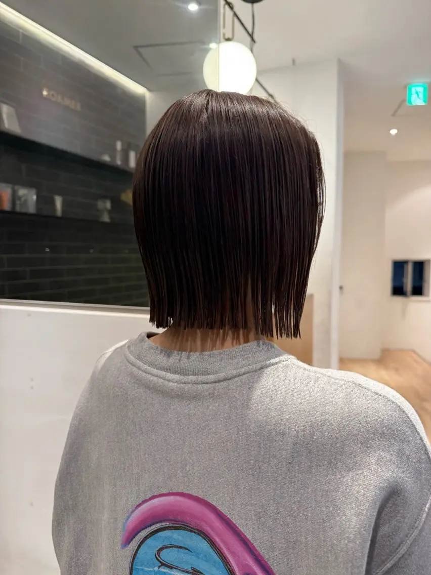 ミディアム ボブ 須藤 優真 切りっぱなしボブのヘアスタイル