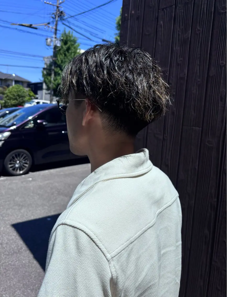 パーマ メンズ メンズパーマ ツイストスパイラルパーマ スパイラルパーマ 鈴木 遥大のヘアスタイル
