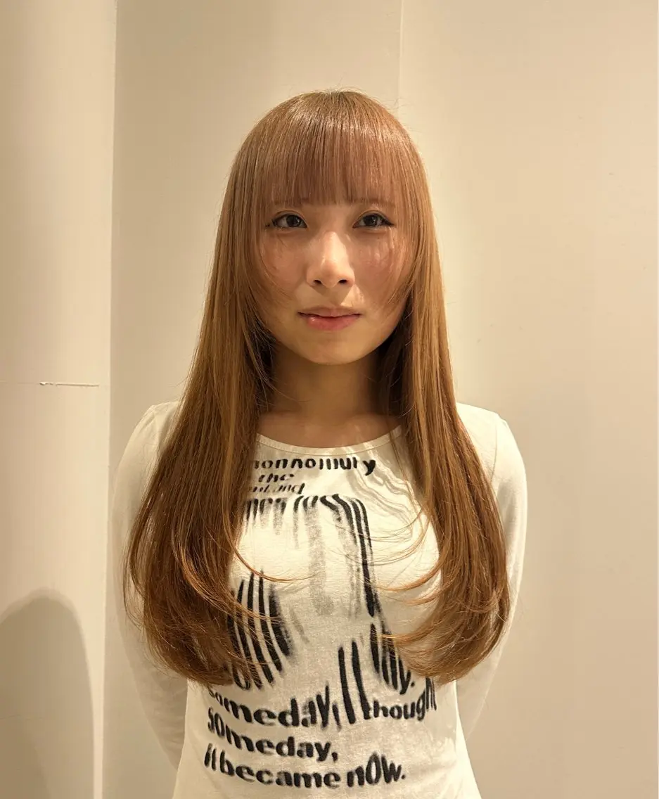 ロング 崎久保 優菜のヘアスタイル