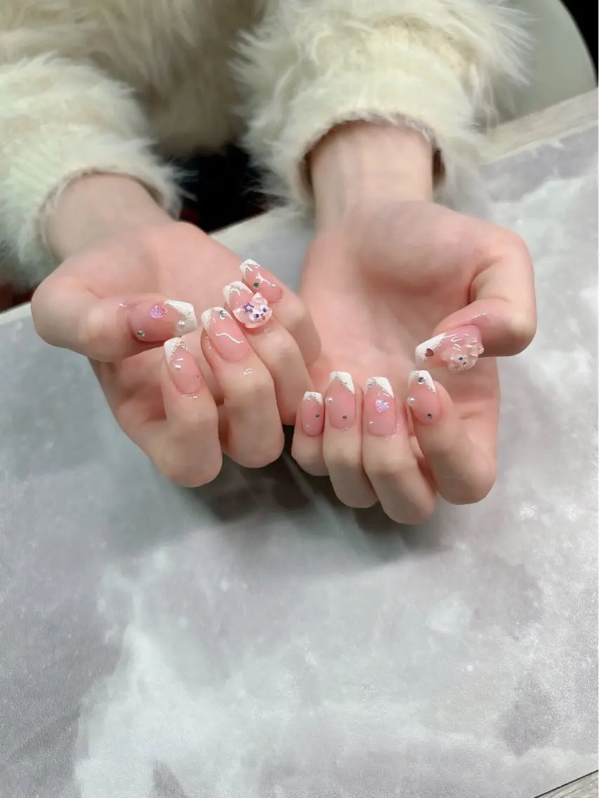 ネイル フットネイル ジェルネイル マグネットネイル 持ち込み ニュアンスネイル Rimi.+ マリノのネイルデザイン