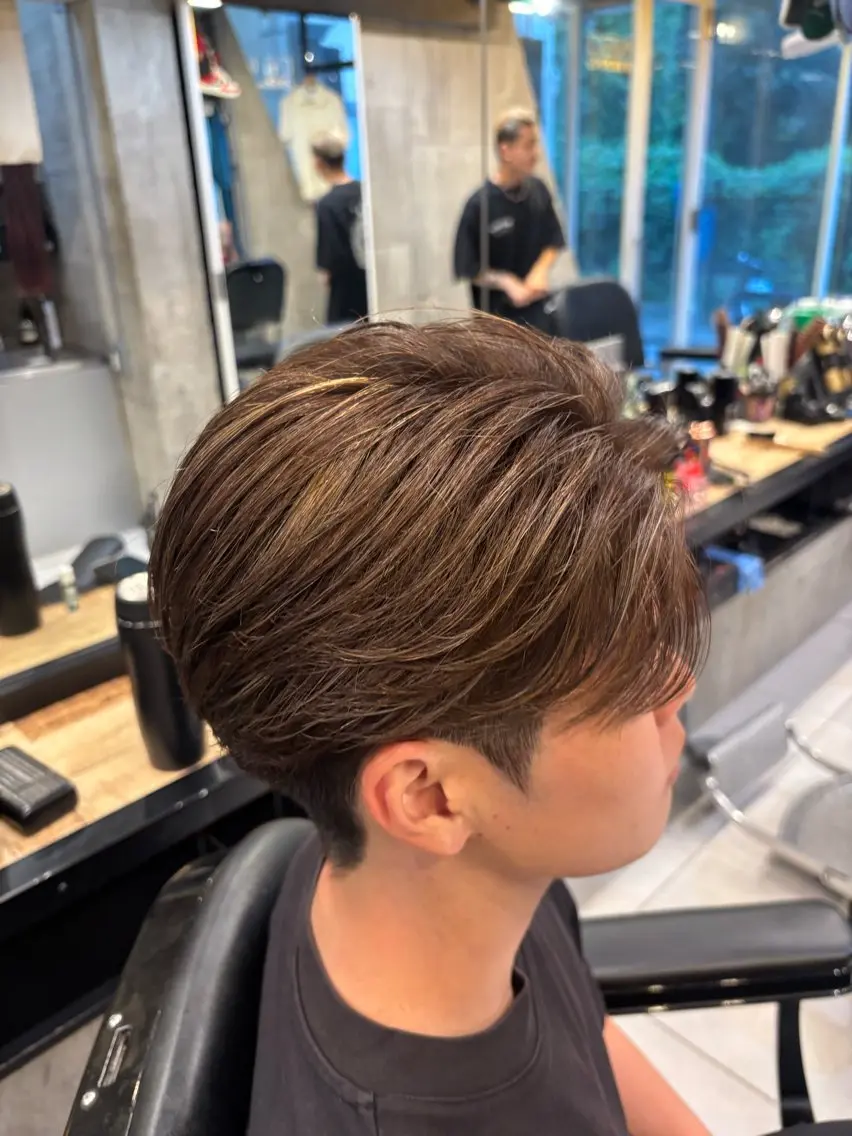 ショート カラー メンズ メンズハイライト メンズメッシュ ハイライトカラー メッシュ ハイライト 💈 FUZUKI💈のヘアスタイル