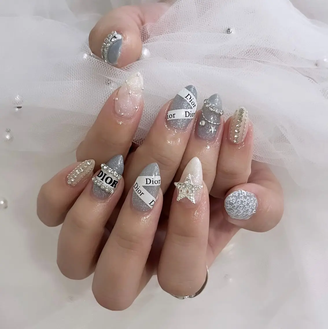 ネイル SALON ELVI.のネイルデザイン