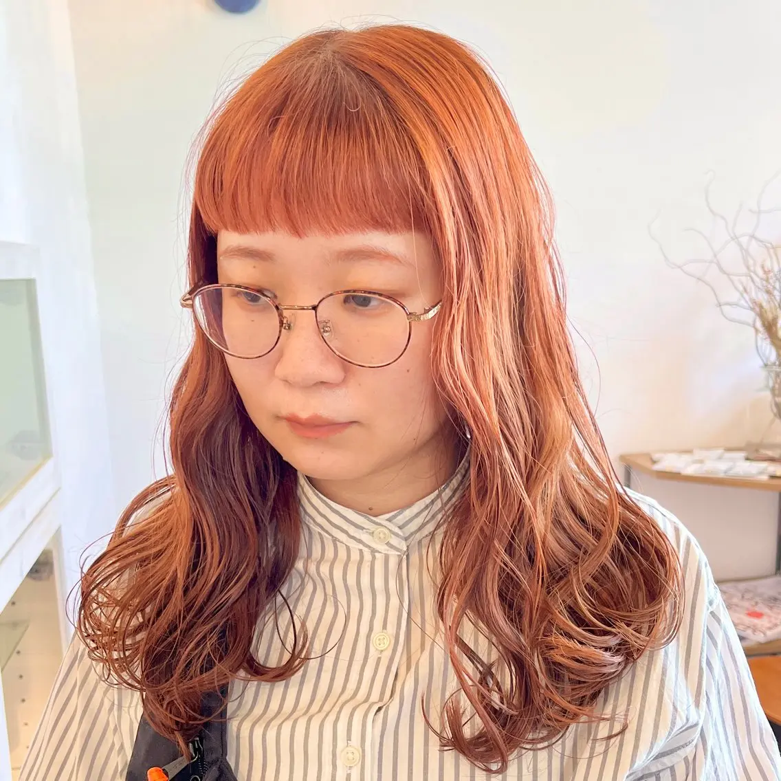 ロング カラー ブリーチ ブラウンカラー オレンジ オレンジブラウン 伊藤ゆかり/髪質改善 /透明感カラーのヘアスタイル