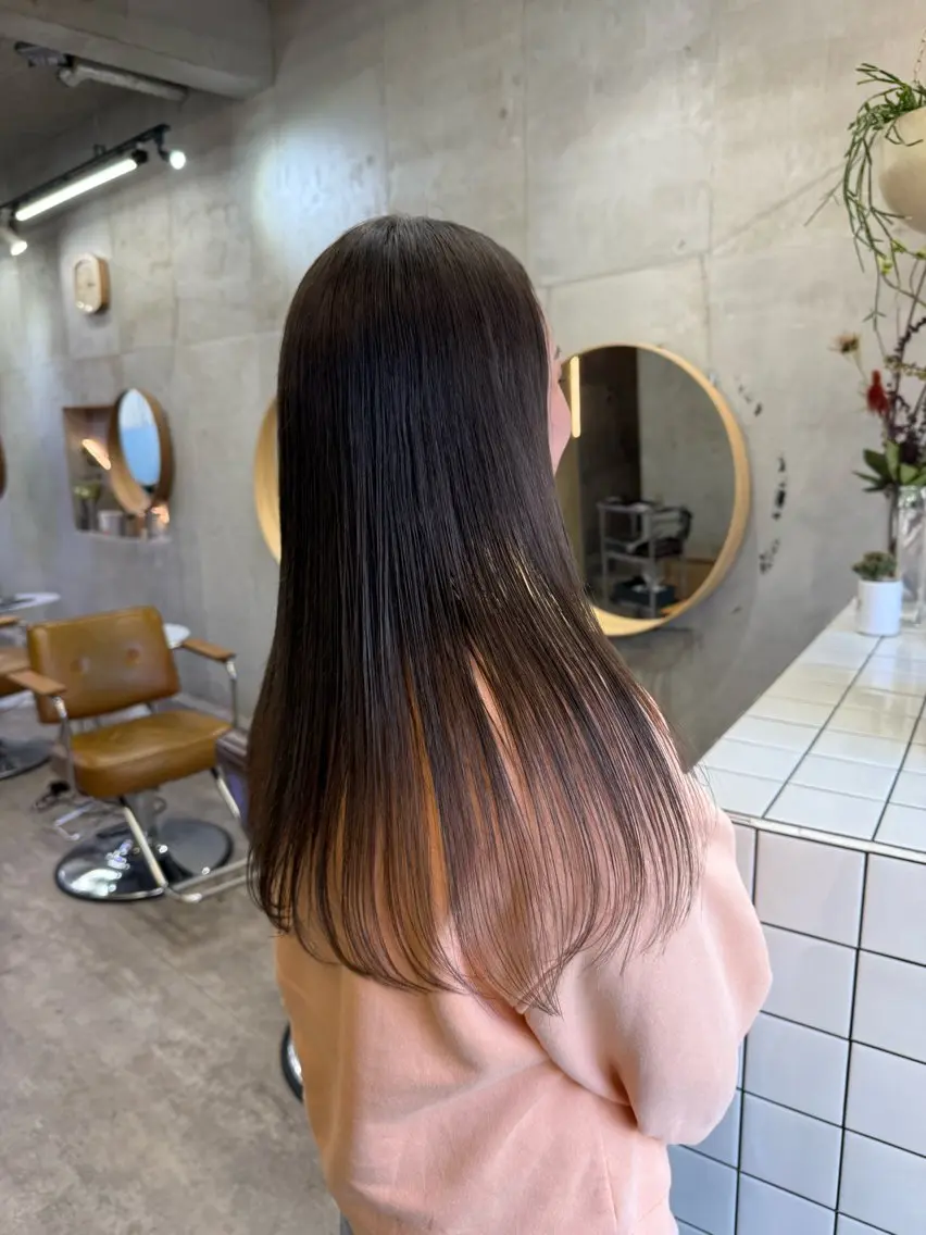 セミロング カラー ブリーチ ヘアカラー SALTWATER AYARIのヘアスタイル