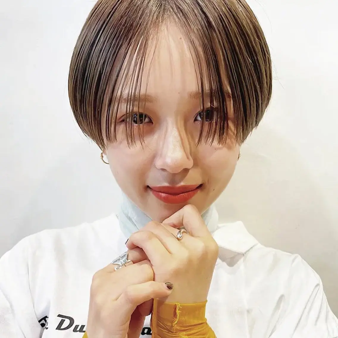 ショート 佐藤 和佳菜のヘアスタイル