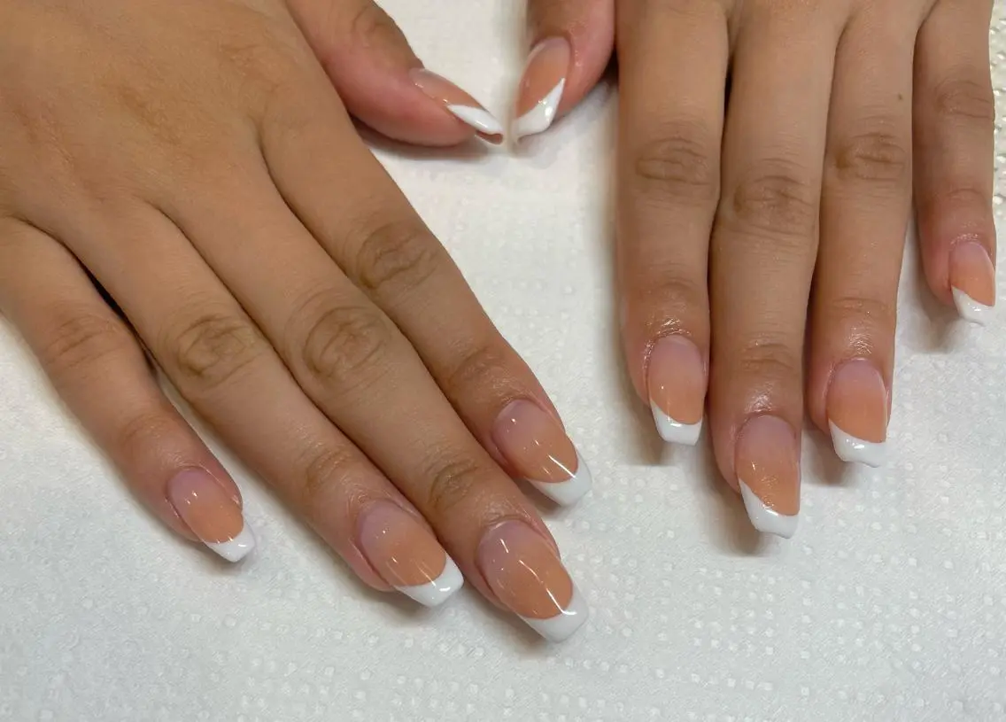 ネイル フレンチネイル ハンドネイル pro.M chiharuのネイルデザイン